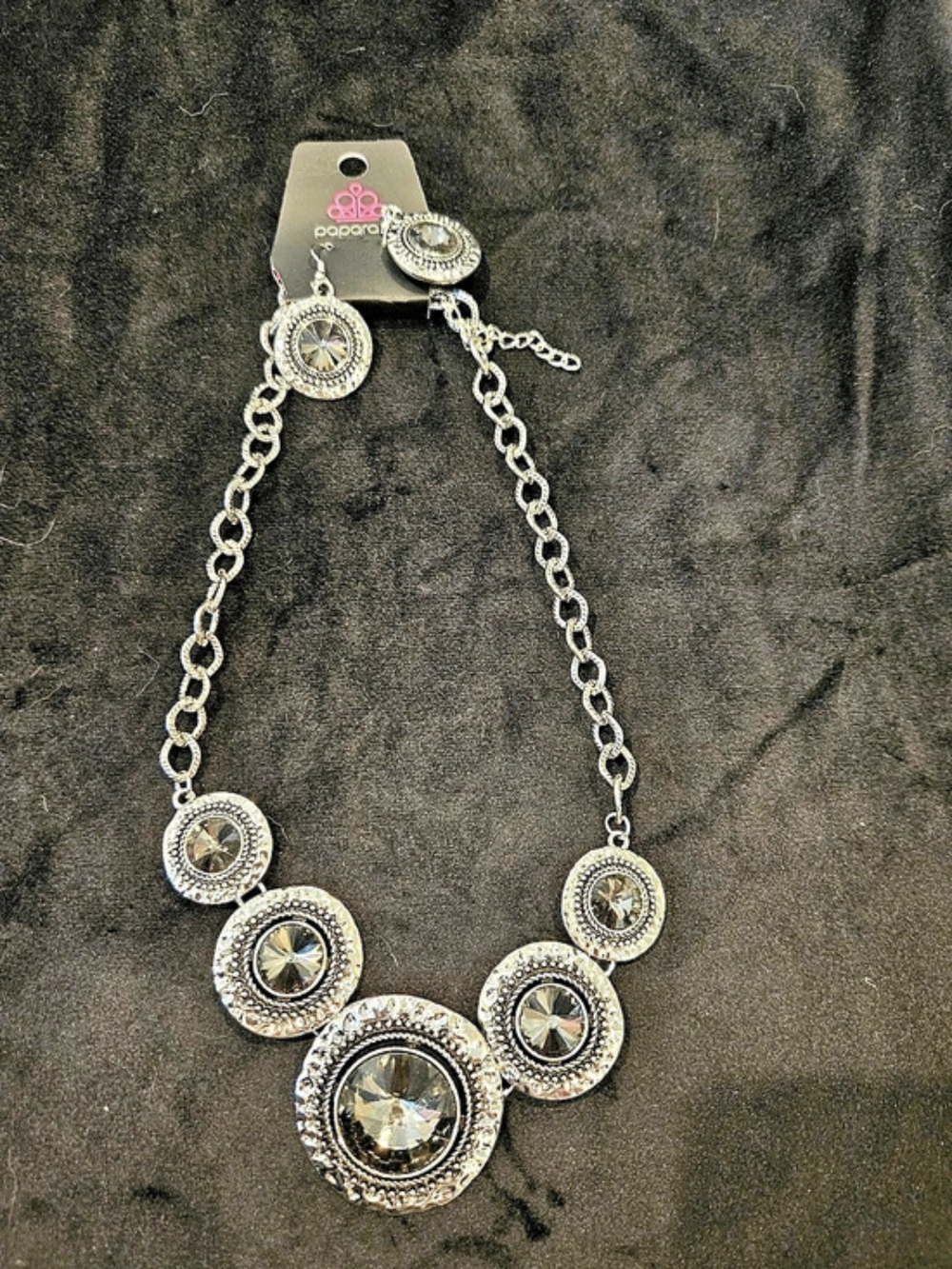 Paparazzi Statement Crystal Pendant Necklace